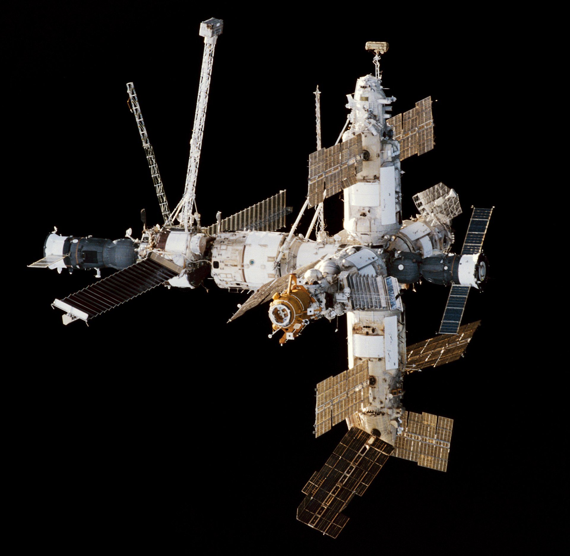 Mir space station seen from Endeavour