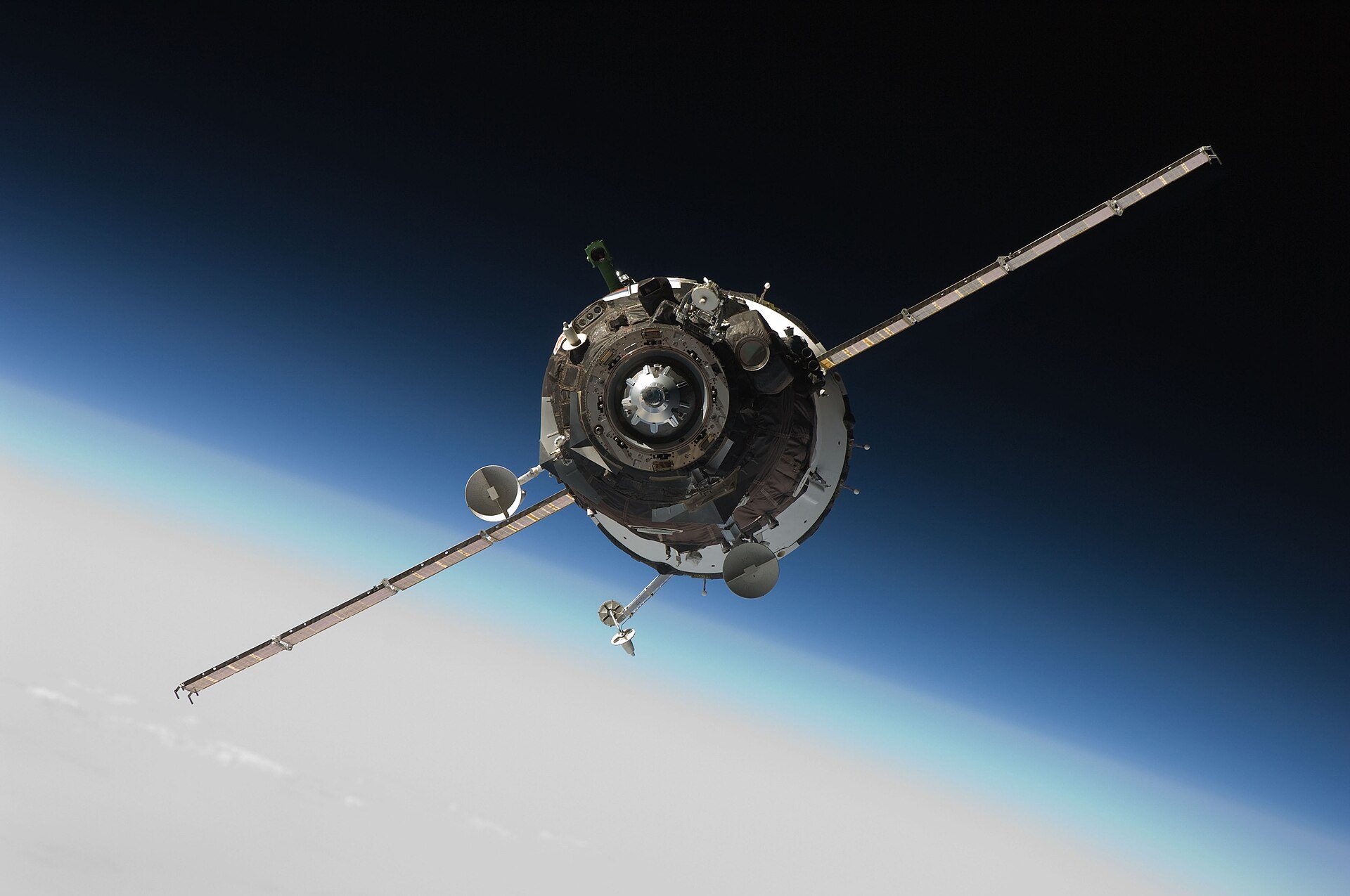 Soyuz approaching the International Space Station