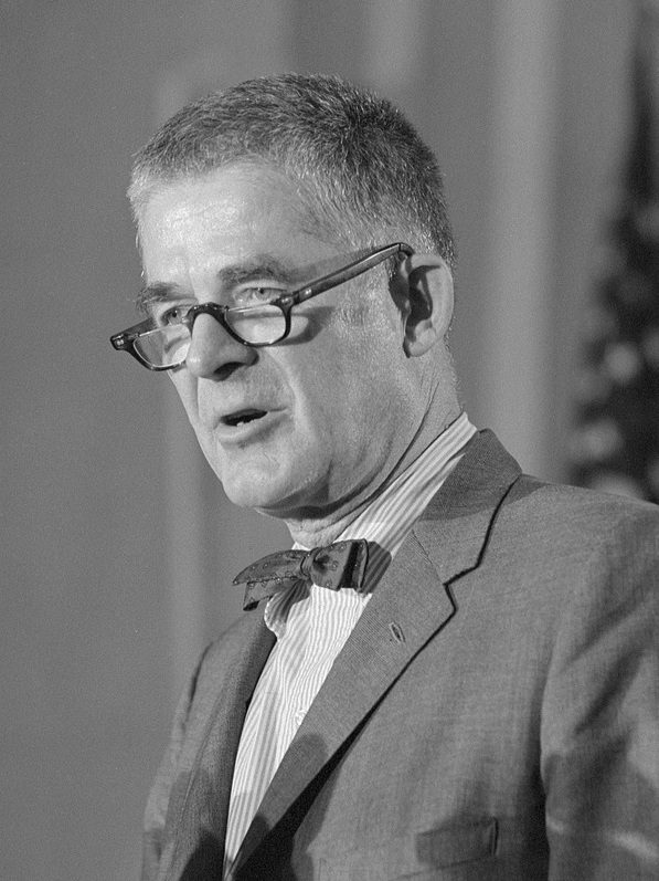 Archibald Cox, fiscal especial de Watergate